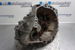 Gebruikte Versnellingsbak Peugeot 108 1.0 12V Prijs € 180,00 Margeregeling aangeboden door Boels Autodemontage