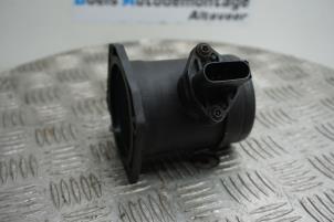 Gebruikte Luchtmassameter Audi A4 (B6) 2.0 FSI 16V Prijs € 30,00 Margeregeling aangeboden door Boels Autodemontage