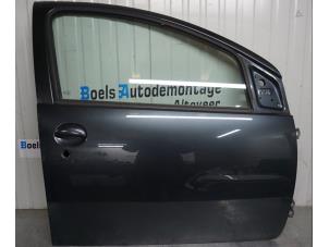 Gebruikte Portier 4Deurs rechts-voor Toyota Aygo (B10) 1.0 12V VVT-i Prijs € 150,00 Margeregeling aangeboden door Boels Autodemontage