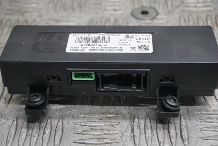 Gebruikte Module Telefoon Peugeot 308 (L3/L8/LB/LH/LP) 1.2 12V e-THP PureTech 110 Prijs € 50,00 Margeregeling aangeboden door Boels Autodemontage