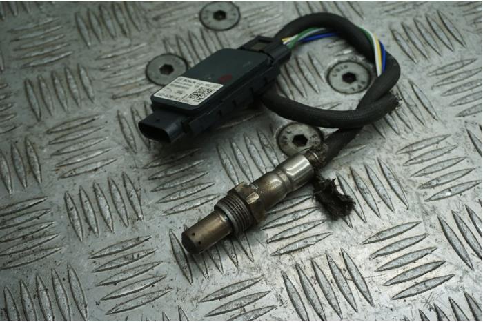Nox sensor van een Land Rover Discovery Sport (LC) 2.0 TD4 150 16V 2016