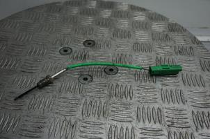 Gebruikte Uitlaat temperatuursensor Landrover Discovery Sport (LC) 2.0 TD4 150 16V Prijs € 35,00 Margeregeling aangeboden door Boels Autodemontage