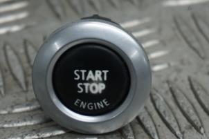 Gebruikte Start/Stop schakelaar BMW 3 serie (E90) 320d 16V Prijs € 15,00 Margeregeling aangeboden door Boels Autodemontage