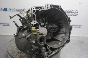 Gebruikte Versnellingsbak Peugeot Partner 1.6 HDI 75 Prijs € 325,00 Margeregeling aangeboden door Boels Autodemontage