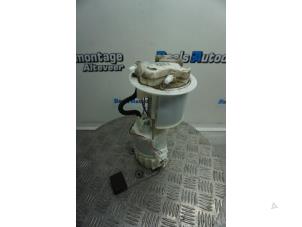 Gebruikte Tank element Pomp Toyota Aygo (B10) 1.0 12V VVT-i Prijs € 35,00 Margeregeling aangeboden door Boels Autodemontage