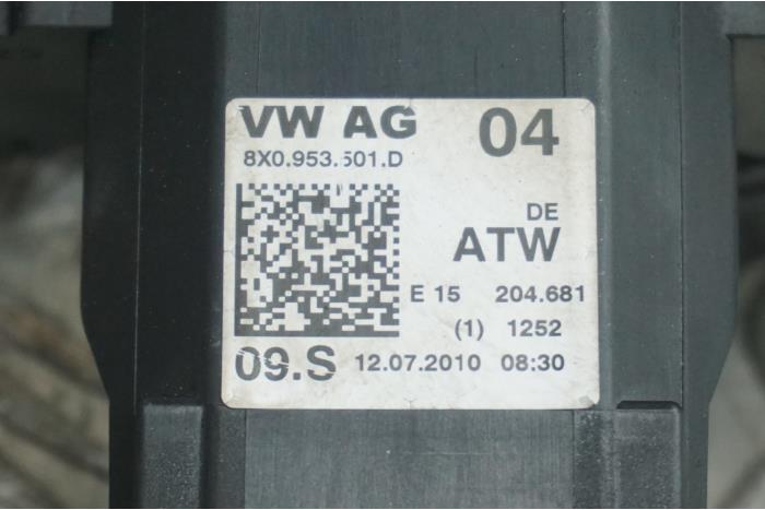 Combischakelaar Stuurkolom van een Audi A1 (8X1/8XK) 1.6 TDI 16V 2011