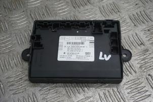 Gebruikte Centrale Deurvergrendelings Module Mercedes S (W221) 3.5 S-350 24V Prijs € 100,00 Margeregeling aangeboden door Boels Autodemontage