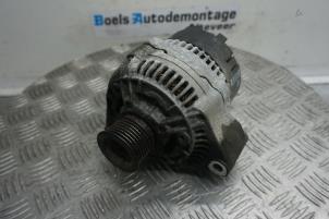 Gebruikte Dynamo Mercedes C (W202) 2.8 C-280 24V Prijs € 60,00 Margeregeling aangeboden door Boels Autodemontage