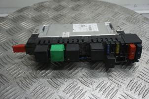 Gebruikte Comfort Module Mercedes S (W220) 3.2 S-320 CDI 24V Prijs € 40,00 Margeregeling aangeboden door Boels Autodemontage
