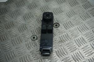 Gebruikte Combischakelaar ramen Ford Focus 3 1.0 Ti-VCT EcoBoost 12V 100 Prijs € 30,00 Margeregeling aangeboden door Boels Autodemontage