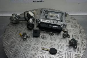 Gebruikte Kontaktslot + computer Kia Picanto (BA) 1.0 12V Prijs € 125,00 Margeregeling aangeboden door Boels Autodemontage