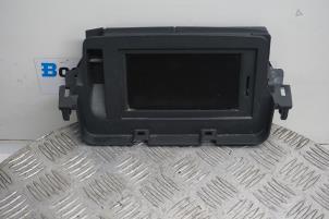 Gebruikte Display Interieur Renault Megane III Grandtour (KZ) 1.5 dCi 90 Prijs € 60,00 Margeregeling aangeboden door Boels Autodemontage