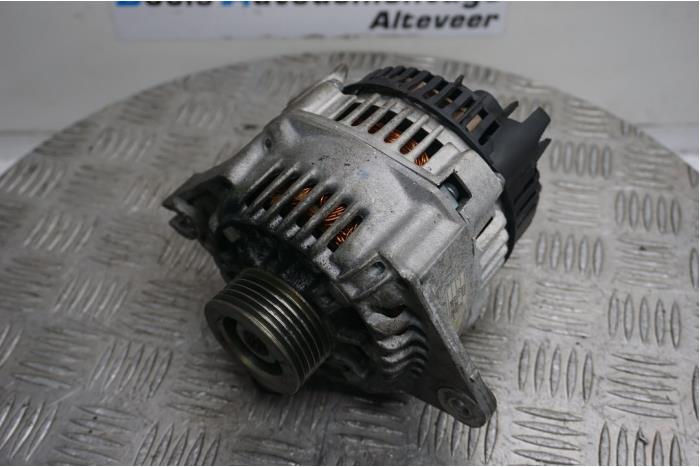Dynamo van een Citroën BX diesel 19 D 1992