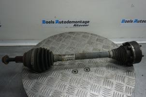 Gebruikte Steekas links-voor Volkswagen Scirocco (137/13AD) 1.4 TSI 122 16V Prijs € 40,00 Margeregeling aangeboden door Boels Autodemontage