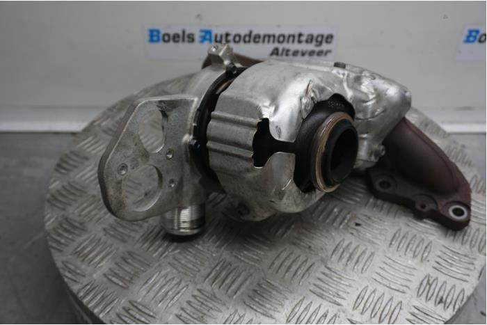 Turbo van een Ford Transit Custom 2.0 TDCi 16V Eco Blue 130 2021