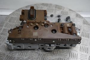 Gebruikte Kleppenblok hydraulisch Ford Transit Custom 2.0 TDCi 16V Eco Blue 130 Prijs € 1.250,00 Margeregeling aangeboden door Boels Autodemontage