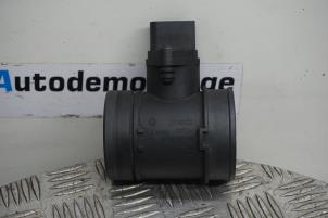 Gebruikte Luchtmassameter Porsche Cayenne (9PA) 4.5 S V8 32V Prijs € 40,00 Margeregeling aangeboden door Boels Autodemontage