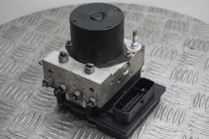 Gebruikte ABS Pomp Seat Ibiza IV SC (6J1) 1.4 16V Prijs € 75,00 Margeregeling aangeboden door Boels Autodemontage