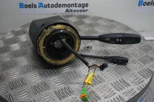 Gebruikte Licht + Raw Schakelaar Mercedes E Combi (S211) 2.6 E-240 V6 18V Prijs € 50,00 Margeregeling aangeboden door Boels Autodemontage