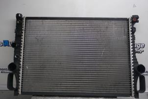 Gebruikte Radiateur Mercedes E Combi (S211) 2.6 E-240 V6 18V Prijs € 90,00 Margeregeling aangeboden door Boels Autodemontage