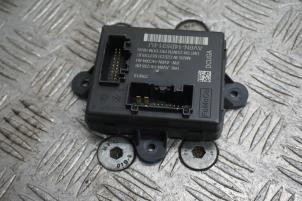 Gebruikte Centrale Deurvergrendelings Module Ford C-Max (DXA) 1.0 Ti-VCT EcoBoost 12V 125 Prijs € 25,00 Margeregeling aangeboden door Boels Autodemontage