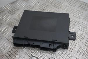 Gebruikte Module keyless vehicle Mercedes ML II (164/4JG) 3.0 ML-320 CDI 4-Matic V6 24V Prijs € 85,00 Margeregeling aangeboden door Boels Autodemontage