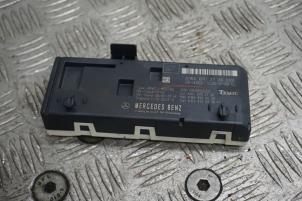 Gebruikte Module achterklep motor Mercedes ML II (164/4JG) 3.0 ML-320 CDI 4-Matic V6 24V Prijs € 60,00 Margeregeling aangeboden door Boels Autodemontage