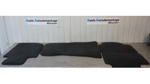 Gebruikte Matten Set BMW M3 (G80) 3.0 Competition xDrive Turbo 24V Prijs € 80,00 Margeregeling aangeboden door Boels Autodemontage