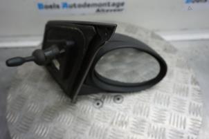 Gebruikte Buitenspiegel rechts Toyota Aygo (B10) 1.0 12V VVT-i Prijs € 30,00 Margeregeling aangeboden door Boels Autodemontage
