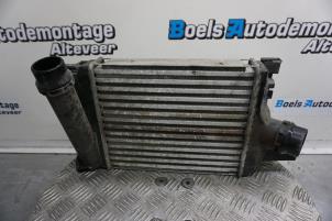 Gebruikte Intercooler Renault Clio IV Estate/Grandtour (7R) 0.9 Energy TCE 12V Prijs € 50,00 Margeregeling aangeboden door Boels Autodemontage