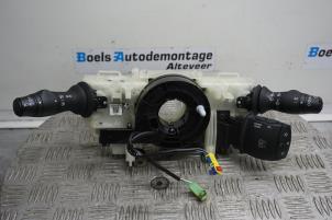 Gebruikte Combischakelaar Stuurkolom Renault Megane III Grandtour (KZ) 1.2 16V TCE 130 Prijs € 80,00 Margeregeling aangeboden door Boels Autodemontage