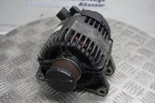 Gebruikte Dynamo Peugeot 208 I (CA/CC/CK/CL) 1.0 Vti 12V PureTech Prijs € 45,00 Margeregeling aangeboden door Boels Autodemontage