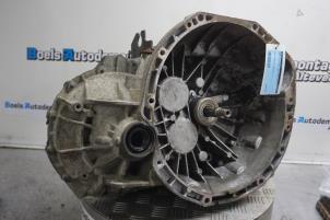 Gebruikte Versnellingsbak Opel Vivaro 2.0 CDTI Prijs € 500,00 Margeregeling aangeboden door Boels Autodemontage