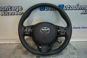 Gebruikte Stuurwiel Toyota Yaris III (P13) 1.5 16V Hybrid Prijs € 200,00 Margeregeling aangeboden door Boels Autodemontage