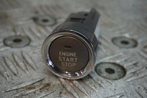 Gebruikte Start/Stop schakelaar Lexus IS (E2) 250 2.5 V6 24V Prijs € 25,00 Margeregeling aangeboden door Boels Autodemontage