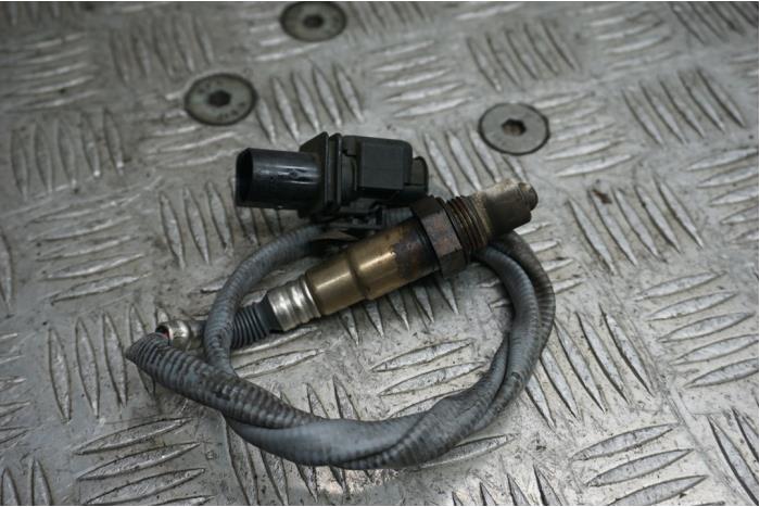 Gebruikte Lambda Sonde Ford Fiesta 6 (JA8) 1.0 EcoBoost 12V 100 Prijs € 25,00 Margeregeling aangeboden door Boels Autodemontage