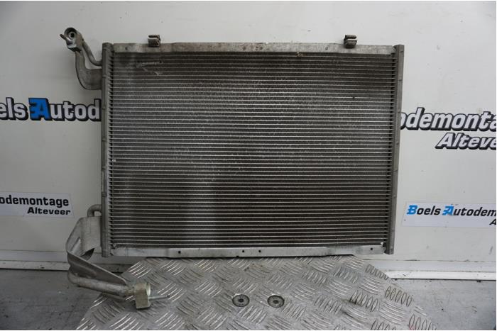Gebruikte Airco Condensor Ford Fiesta 6 (JA8) 1.0 EcoBoost 12V 100 Prijs € 75,00 Margeregeling aangeboden door Boels Autodemontage