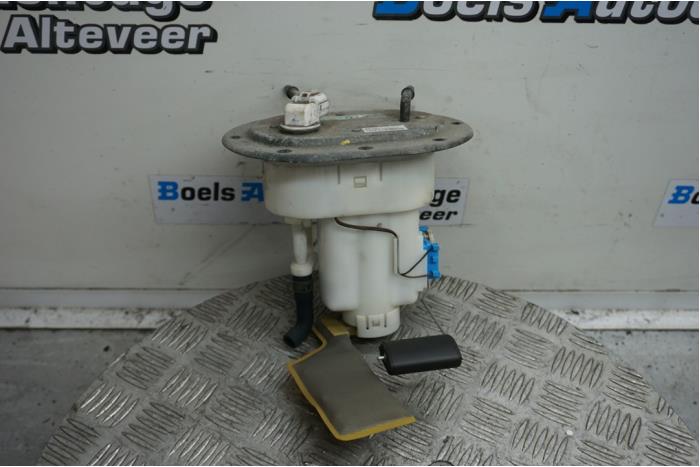 Gebruikte Tank element Pomp Hyundai Tucson (JM) 2.0 16V CVVT 4x2 Prijs € 50,00 Margeregeling aangeboden door Boels Autodemontage