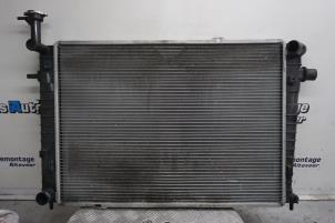 Gebruikte Radiateur Hyundai Tucson (JM) 2.0 16V CVVT 4x2 Prijs € 45,00 Margeregeling aangeboden door Boels Autodemontage
