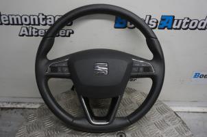 Gebruikte Stuurwiel Seat Ibiza ST (6J8) 1.0 EcoTSI 12V Prijs € 150,00 Margeregeling aangeboden door Boels Autodemontage