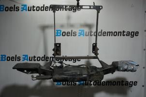 Gebruikte Trekhaak Landrover Range Rover IV (LG) 4.4 SDV8 32V Prijs € 650,00 Margeregeling aangeboden door Boels Autodemontage