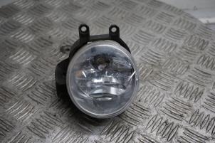 Gebruikte Mistlamp rechts-voor Peugeot 108 1.0 12V Prijs € 30,00 Margeregeling aangeboden door Boels Autodemontage