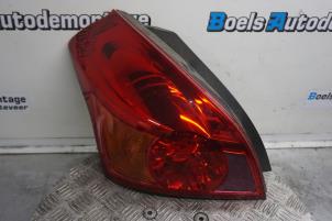 Gebruikte Achterlicht links Kia Cee'd Sporty Wagon (EDF) 1.4 16V Prijs € 80,00 Margeregeling aangeboden door Boels Autodemontage