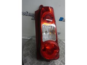 Gebruikte Achterlicht rechts Peugeot Partner (GC/GF/GG/GJ/GK) 1.6 HDI 90 16V Prijs € 50,00 Margeregeling aangeboden door Boels Autodemontage