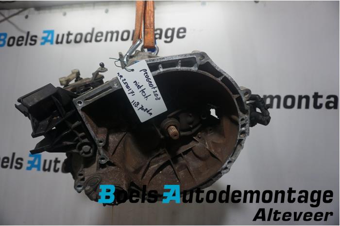 Gebruikte Versnellingsbak Peugeot 208 I (CA/CC/CK/CL) 1.2 Vti 12V PureTech 82 Prijs € 400,00 Margeregeling aangeboden door Boels Autodemontage