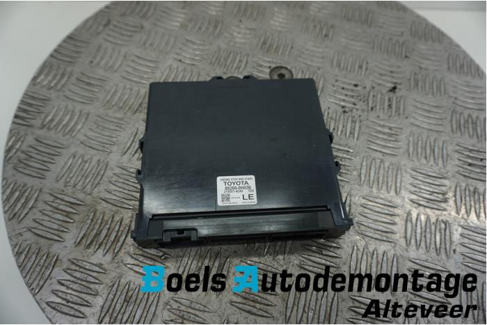 Gebruikte Start/Stop computer Toyota Aygo (B40) 1.0 12V VVT-i Prijs € 35,00 Margeregeling aangeboden door Boels Autodemontage