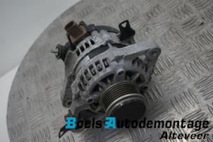 Gebruikte Dynamo Toyota Aygo (B40) 1.0 12V VVT-i Prijs € 45,00 Margeregeling aangeboden door Boels Autodemontage