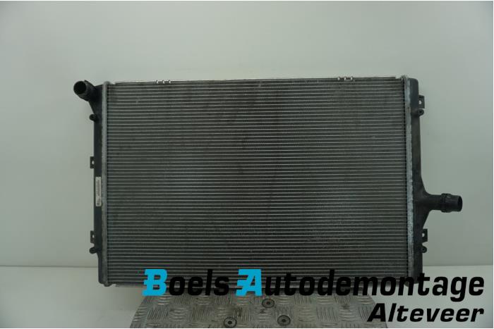 Radiateur Volkswagen Passat Variant (365), 2010 / 2015 2.0 TDI 16V 140, Combi/o, Diesel, 1.968cc, 103kW (140pk), FWD, CFFB, 2010-08 / 2014-12 (Gebruikt)