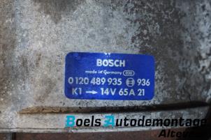 Dynamo van een Mercedes-Benz S (W126) 280 SE,SEL 1981