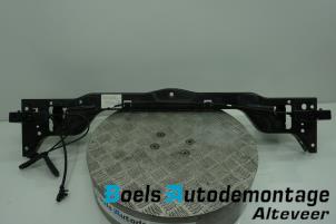 Gebruikte Frontpaneel Volvo XC40 (XZ) Recharge Twin 78 kWh Prijs € 325,00 Margeregeling aangeboden door Boels Autodemontage